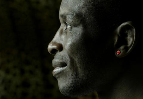 Side profile of Daniel Igali.